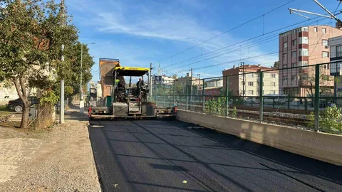 Gebze'de asfalt yenileme çalışmaları devam ediyor