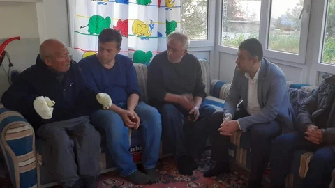 Kütahya Gediz'de çıkan yangın iki katlı ahşap bir evi harabeye çevirdi.