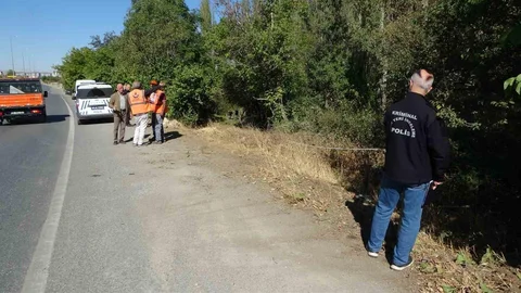 Malatya'da kontrolden çıkan otomobil bir bahçeye düşerek kaza yaptı.