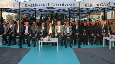 Kayseri'de Akıl Küpü Kütüphanesi açıldı
