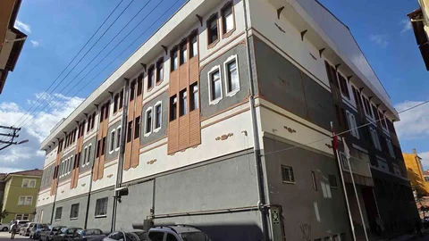 Kütahya İl Sağlık Müdürlüğü yeni binasına geçti