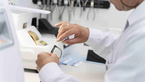 Bursa'da akıllı lens ameliyatı ile yaşam kalitesi artıyor