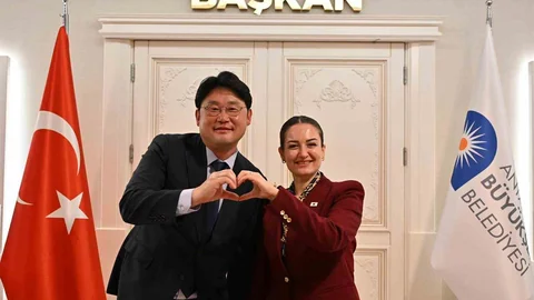 Güney Kore ile Antalya akıllı şehircilik için el sıkıştı