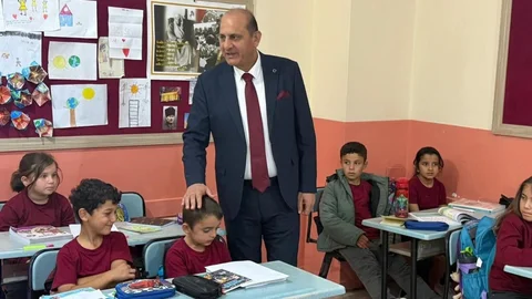 Müdür Anteplioğlu'ndan Pirömerli'de Okul.Ziyareti