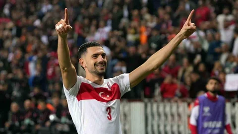 Kocaeli'nde Merih Demiral 2 Gol