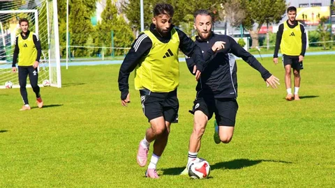 Kayseri'de Erciyes 38 FK Suvermez Kapadokyaspor maçı için hazırlanıyor