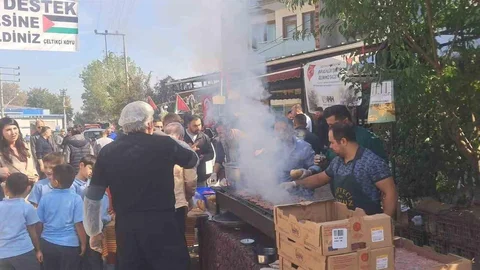 Bursa İnegöl'de Gazze'ye destek etkinliği