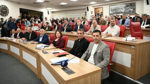 Aydın'da Başkan Günel, Büyükşehir'in yükünü üstlendiklerini açıkladı