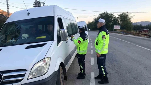 Isparta'da Jandarma Trafik Denetimi