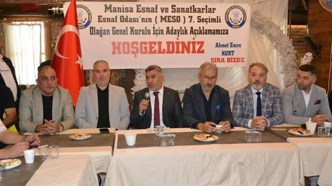 Manisa'da başkan adayı Emre Kurt, projelerini esnafla buluşturacak