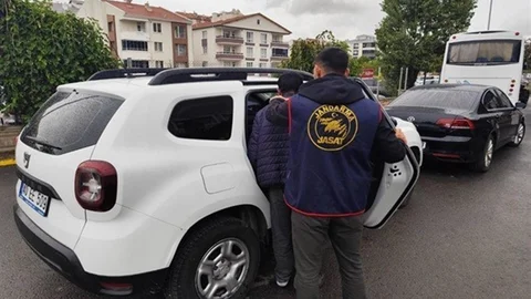 Kırşehir'de 11 ayrı suç kaydı bulunan bir kişi yakalandı