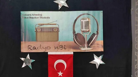 Ankara'da miniklerin hazırladığı radyo programı heyecan yaratıyor