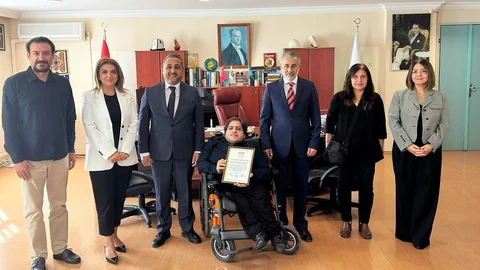 İzmir'de Türk Dünyası Makale Yarışması