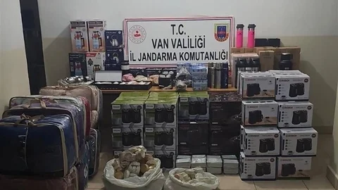 Van'da gümrük kaçağı malzeme operasyonu