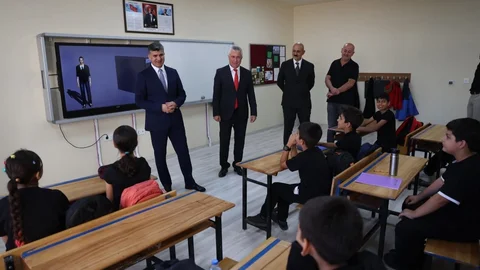 Başkan V. Şener’den Okul Ziyareti