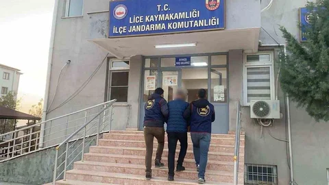 Diyarbakır'da 32 yıl kesinleşmiş hapis cezası bulunan şahıs yakalandı