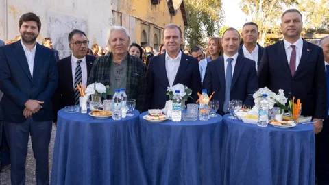 Başkan Seçer, ‘2. Akdeniz Bienali/çağdaş Sanat’ın Tarsus’ta Gerçekleştirilen Açılış Programına Katıldı