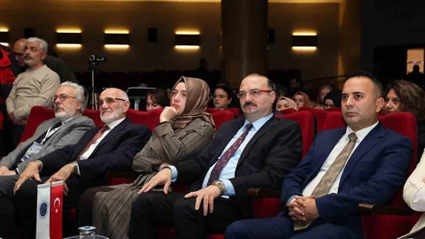 Erzurum'da Uluslararası Sanat Kongresi düzenlendi
