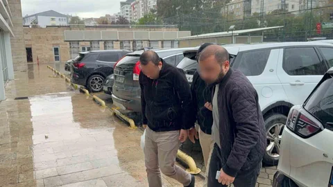 FETÖ'den gözaltına alınan 2 kişi adliyeye sevk edildi