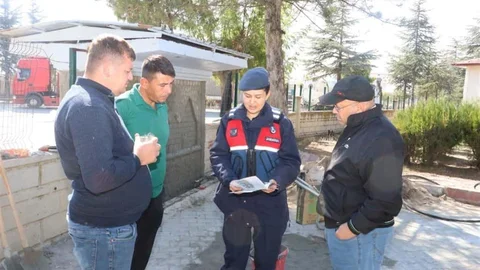 Afyonkarahisar'da kadına şiddetle mücadele eğitimi verildi