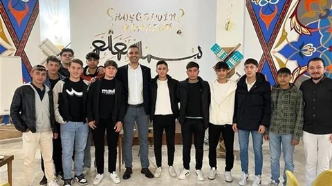 Afyonkarahisar'da Diyanet Gençlik Merkezi'nde söyleşi yapıldı