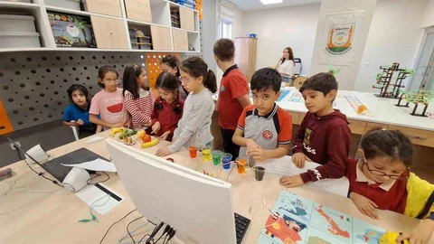 Şanlıurfa'da çocuklar teknoloji ile buluşuyor