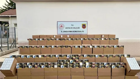 Antalya'da 5 milyon makaron ele geçirildi