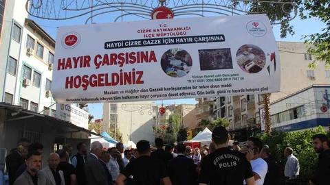 Cizre'de Gazze'ye yardım amacıyla hayır çarşısı açıldı