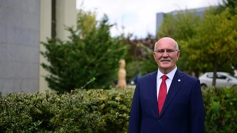 Uşak Üniversitesi Enerji Yönetim Sistemi Sertifikası aldı