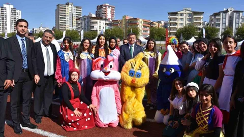 Şanlıurfa'da Bilim Şenliği Heyecanı