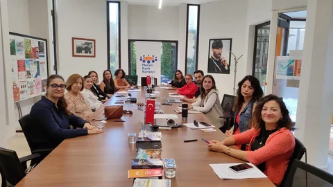 Medeni Haklar Rehberi" Projesi İle Adalete Erişim Güçleniyor