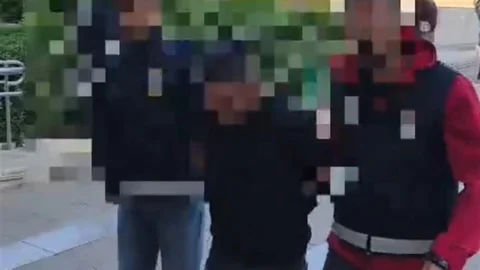 Aydın'ın Sultanhisar ilçesinde hapis cezasıyla aranan bir şahıs, polis tarafından yakalandı.