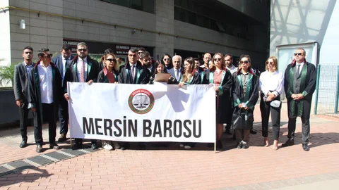 Mersin Barosu Genç Avukatlar Merkezi: " Emeğimizin Sömürülmesine İzin Vermeyeceğiz"