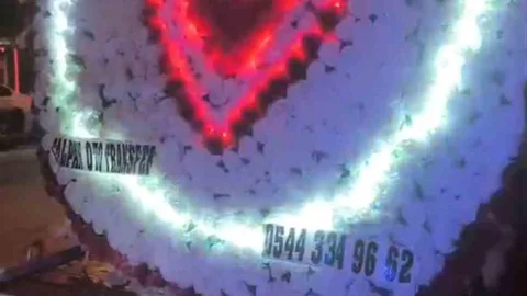 Adana'da çekiciye yüksek ses ve aykırı ışık donanımı nedeniyle ceza kesildi