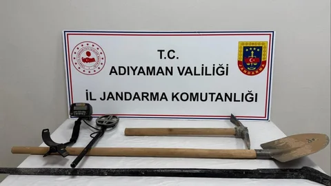 Adıyaman'da Define Arayan İki Kişi Suçüstü Yakalandı