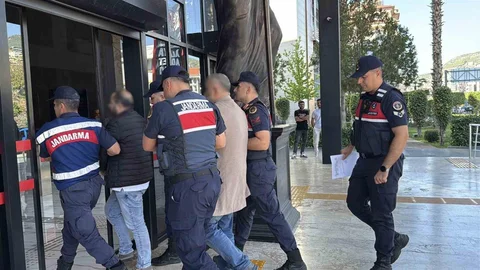 Alanya'da sahte pasaportla büyük bir dolandırıcılık gerçekleştirildi