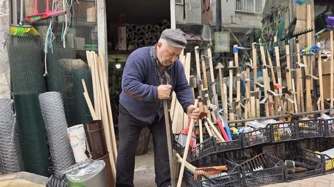 Samsun'da zanaat mesleklerinde çırak yetişmediği için endişeler artıyor.