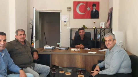 Mersin'de mahalle sorunları yerinde tespit ediliyor