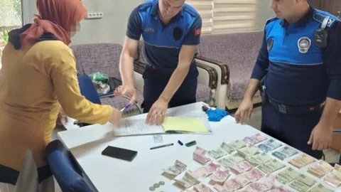 Mersin'de Şok Eden Dilencilik: 32 Yaşındaki Kadın 30 Dakikada Bin Lira Topladı!