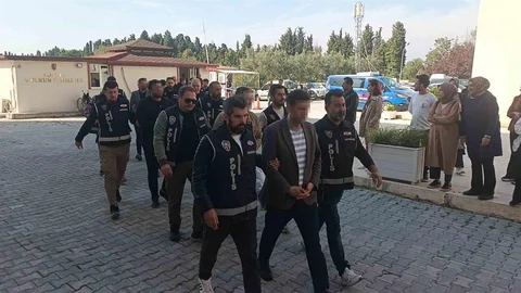 Yalova'da göç idaresine operasyon: 9 zanlı adliyede