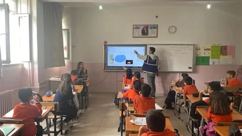 Tunceli'de kooperatifçilik eğitimi verildi