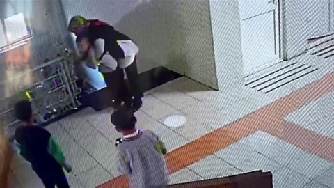 Erzurum'da öğretmen, nefes borusuna yiyecek kaçan öğrenciyi kurtardı