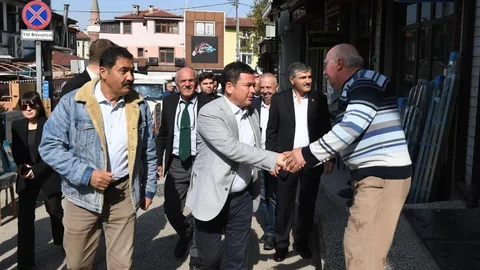 Bursa'da Tahtakale Köylü Pazarı eski günlerine dönüyor.