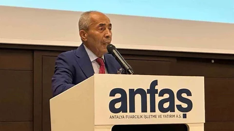 Antalya'da ANFAŞ Genel Kurulu'nda Ali Bıdı'nın sunduğu liste kabul edildi.