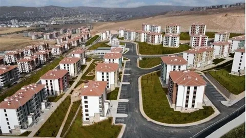 Murat Baybatur: Manisa’da TOKİ ile 7.080 konut inşa edilecek