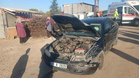 Malatya'da otomobil ve minibüs çarpıştı