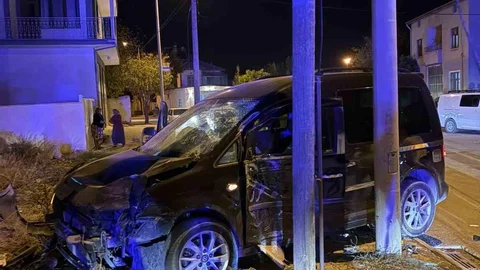 Konya'da motosiklet kazasında 5 kişi yaralandı