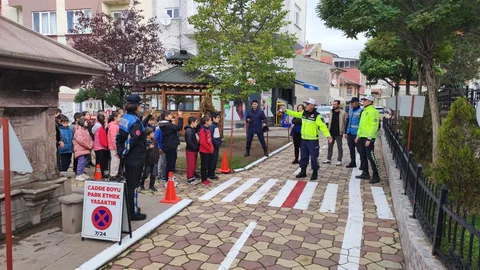 Kastamonu'da uygulamalı trafik eğitimi başladı