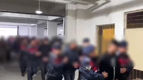Manisa'nın Soma ilçesinde tefecilik operasyonu düzenlendi.