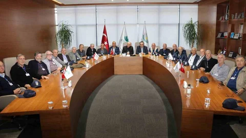 Bursa'da Teknik Öğretmen Okulu İçin Toplandılar